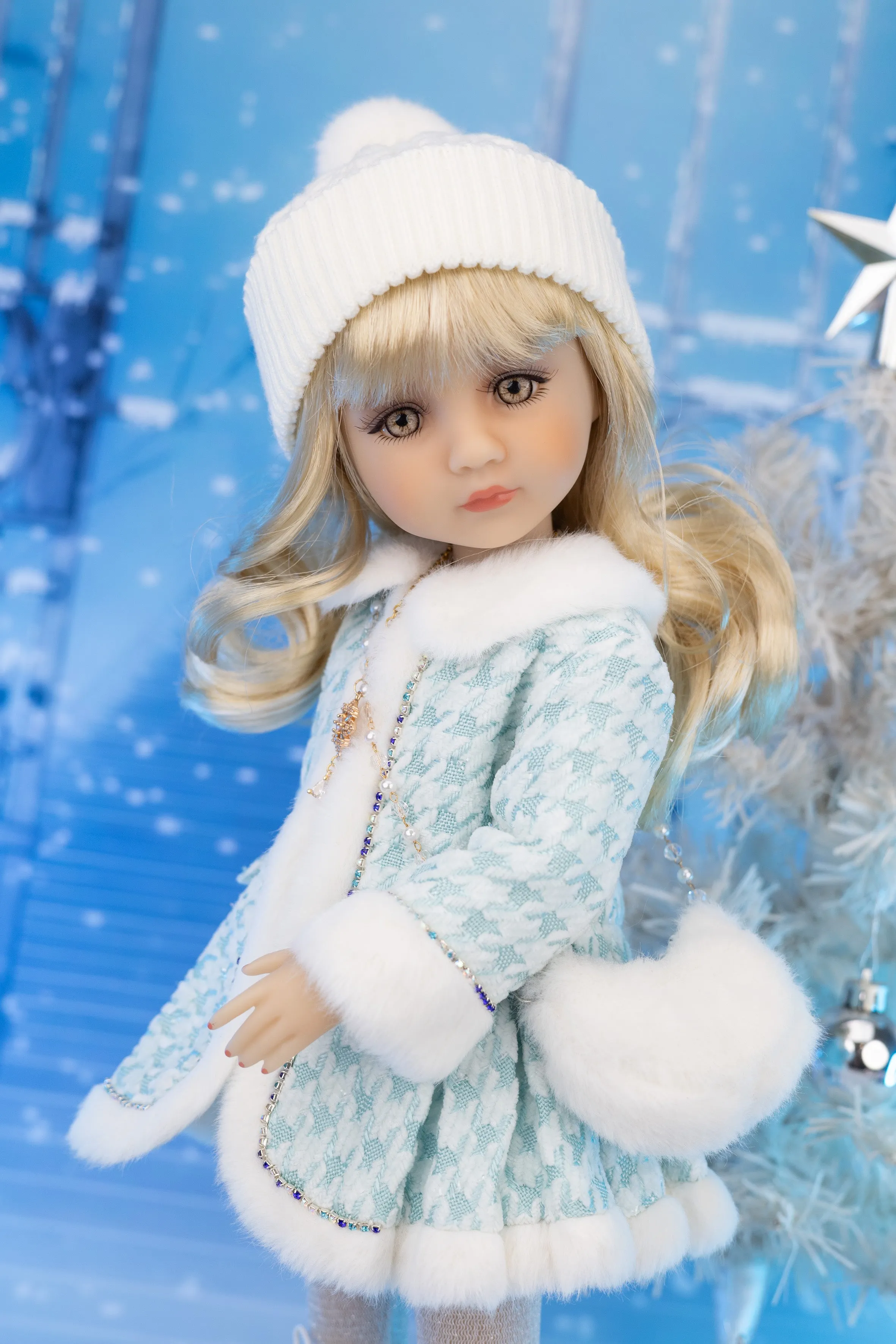 2024 Chloe - Fashion Friends Limited Edition doll