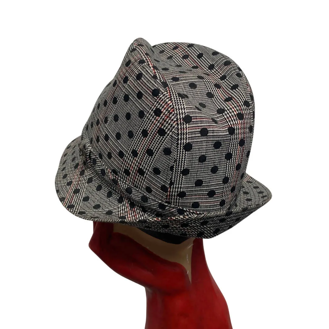 Amazing Brand new special edition Philip Treacy London prince of Wales cheek Fedora cloche hat