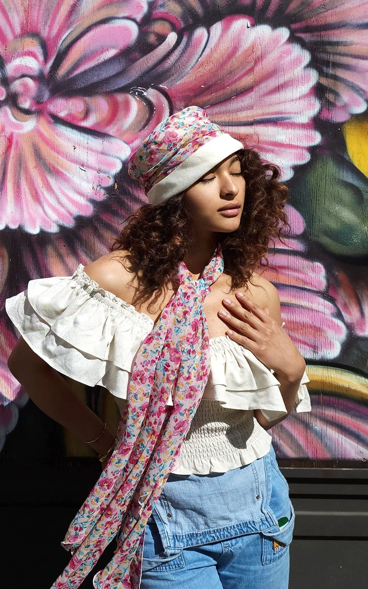 Ana Cloche Hat Style - Linen in Seashell