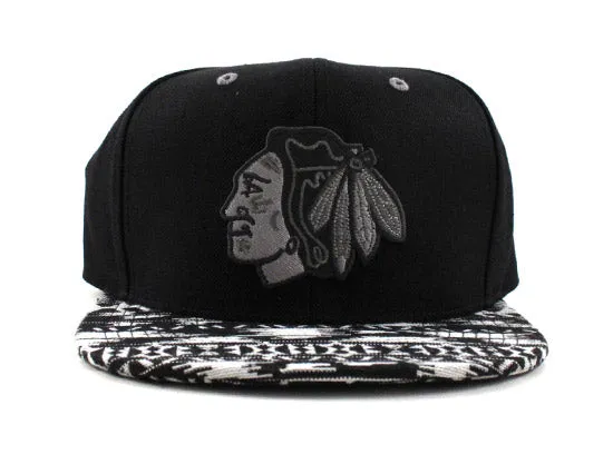 Chicago Blackhawks Mitchell & Ness Strapback Hats (Black White Gray)