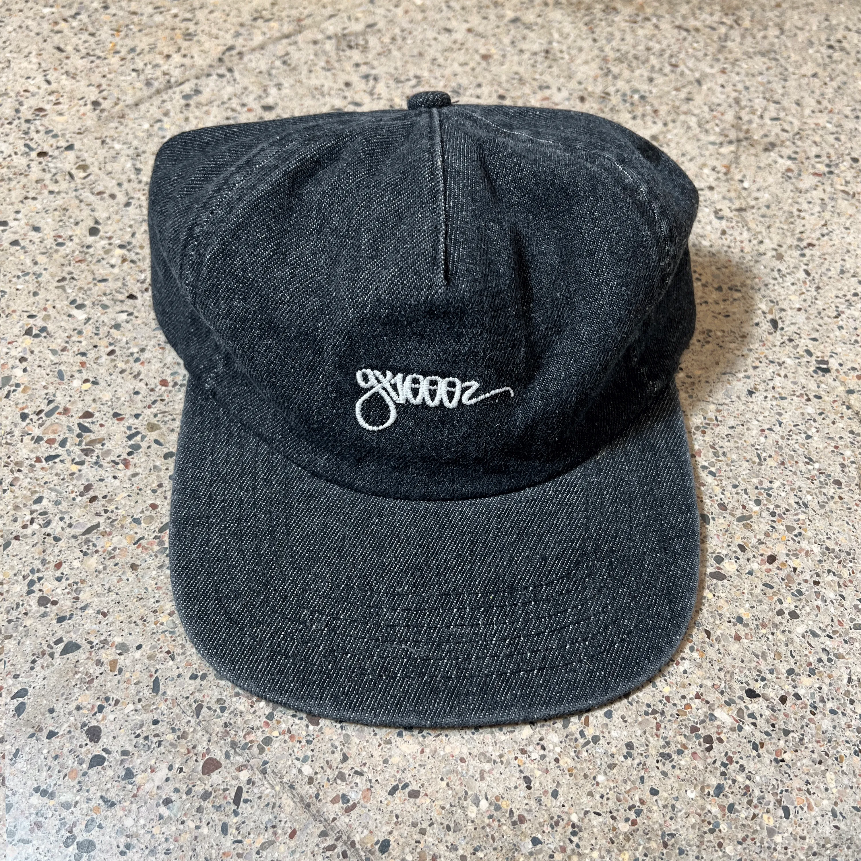 GX1000 TAG LOGO DENIM HAT
